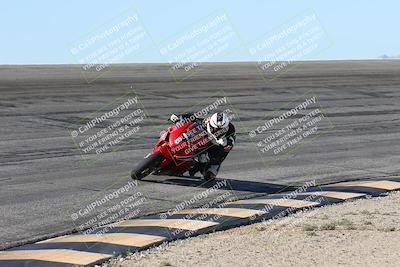 media/Nov-30-2025-TrackXperience (Sun) [[c0061d280f]]/1-Level 3/Session 2 (Bowl)/